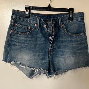 Levi’s jean shorts size 26